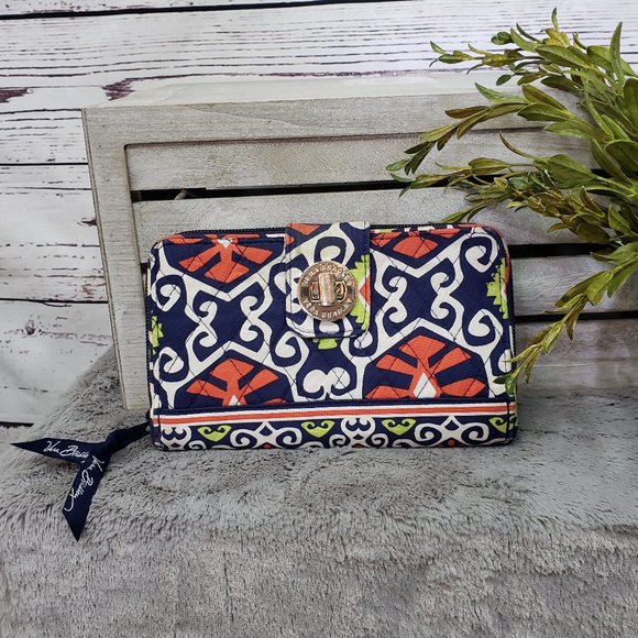 EUC Vera Bradley Turnlock Wallet - Picture 8 of 8